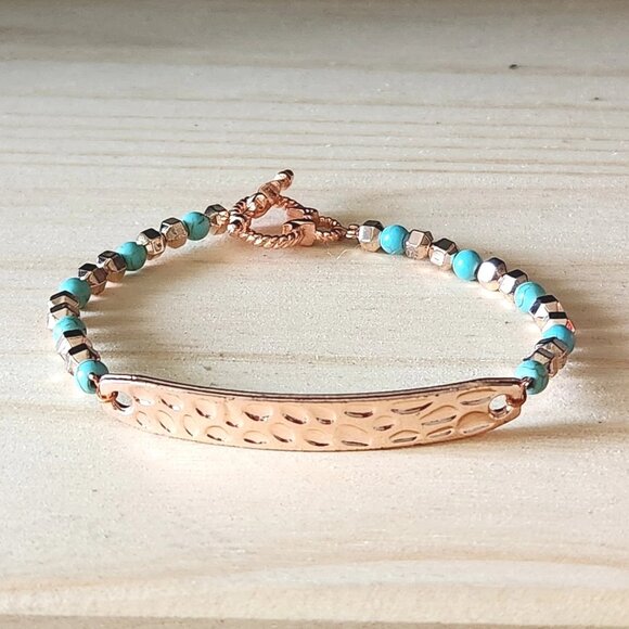 Copper Tone Beaded Bracelet Toggle Clasp Turquoise Dyed Howlite Handmade 7.25" - Picture 1 of 9